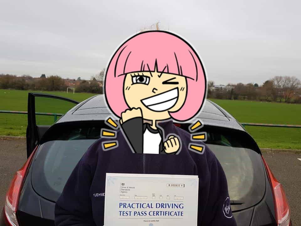 You are currently viewing Charlotte Mathew Passed 1st Time at Luton Driving Test Centre