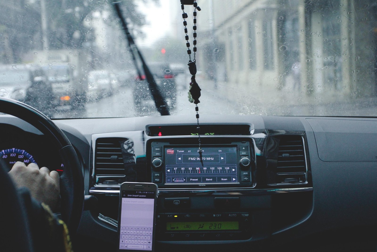 You are currently viewing Safe Driving Tips for Newly Passed Drivers