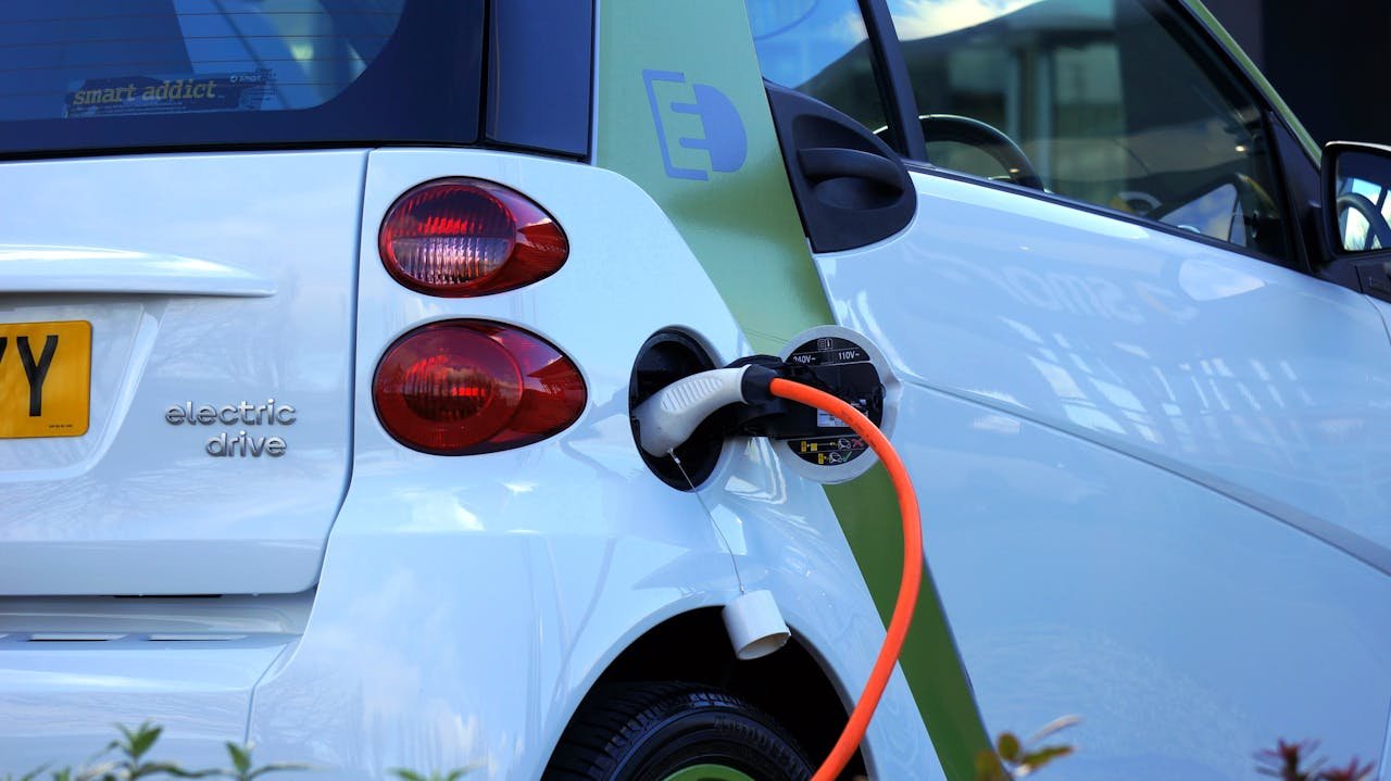 You are currently viewing Diesel and Petrol Cars Ban Everything You Need To Know